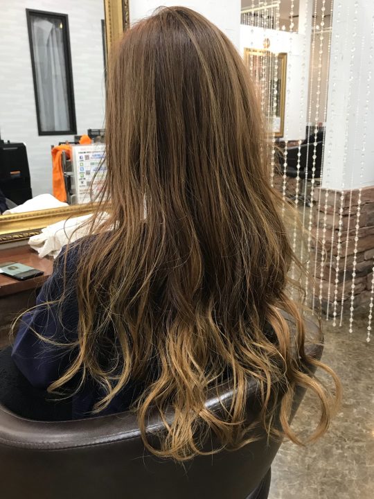 ロングからロブへスタイルチェンジ 美容室wiz 美容院 ヘアサロン